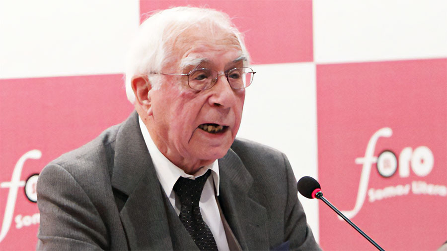 Fallece el prestigioso periodista y escritor Carlos Bribían Castro, que fuera presidente de la SCE, además de Socio de Honor