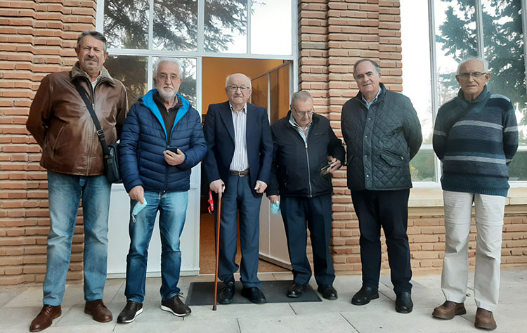 Reconocimiento y afecto de la Sociedad Cántabra de Escritores al historiador Eutimio Martino
