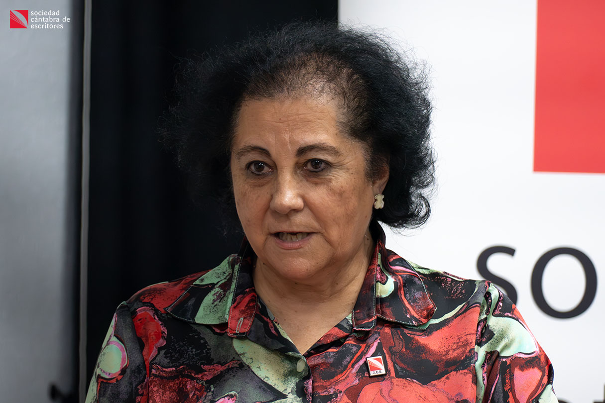Gilda Ruiloba en El Diario Montañés: «Escribo, voy a conferencias, doy recitales, tengo una vida llena»