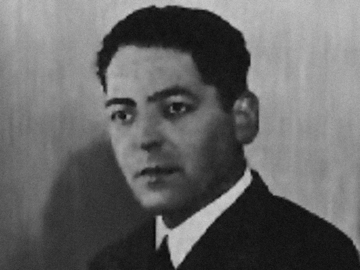 GONZÁLEZ HOYOS, Manuel