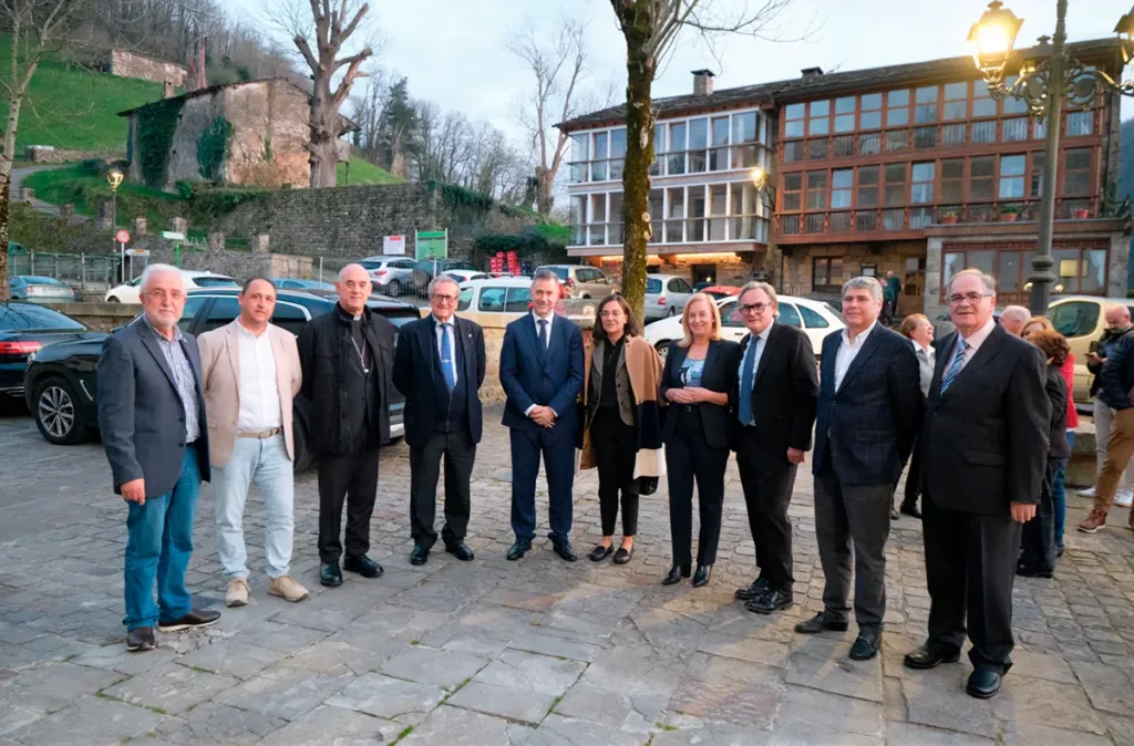 Las Letras de Cantabria reconocen a «uno de los grandes intelectuales de España»