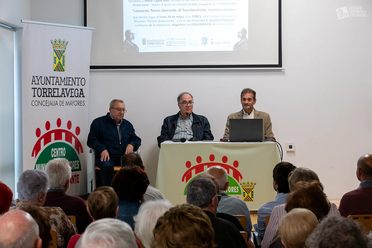 Francisco A. González Redondo ofreció una conferencia sobre Torres Quevedo en el marco de la exposición organizada por la SCE